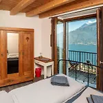 Rustico Casa Bianca Feriehus *
