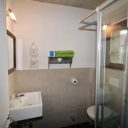 Rustico Casa Bianca * Pianello Del Lario