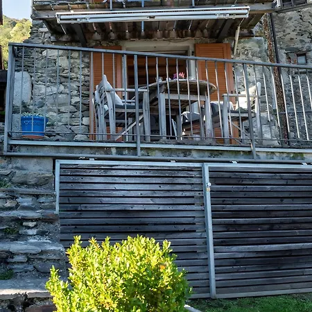 Rustico Casa Bianca Nyaraló Pianello Del Lario