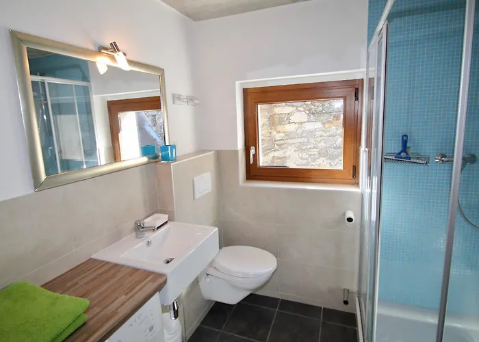 Rustico Casa Bianca Vakantiehuis Pianello Del Lario