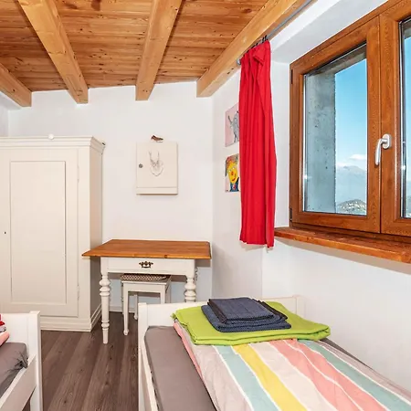 Rustico Casa Bianca Дом отдыха Pianello Del Lario